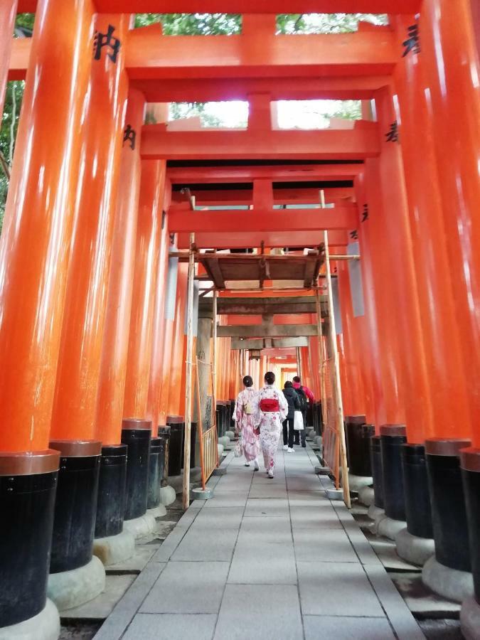 Jakie są najlepsze hotele w pobliżu lokalizacji Świątynia  Fushimi Inari? Kioto Zewnętrze zdjęcie